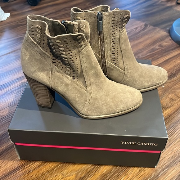 Vince Camuto Suede Booties - Picture 4 of 6